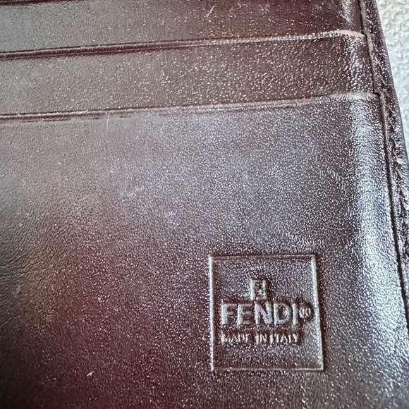 AUTHENTIC FENTI WALLET! - Picture 2 of 16